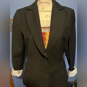 WHBM SIGNATURE BLACK BLAZER